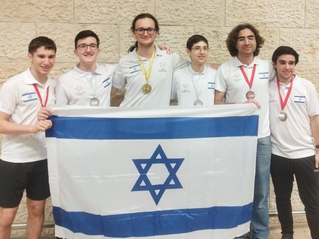 נבחרת ישראל במדעים הן מיזם משותף של משרד החינוך