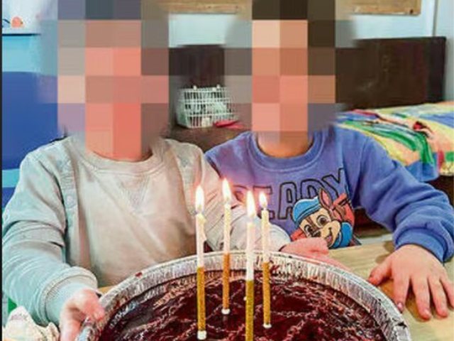 האחים שמחכים למשפחה מאמצת
