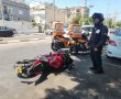 רוכב אופנוע כבן 20 נפצע קל בתאונה עם רכב בחולון