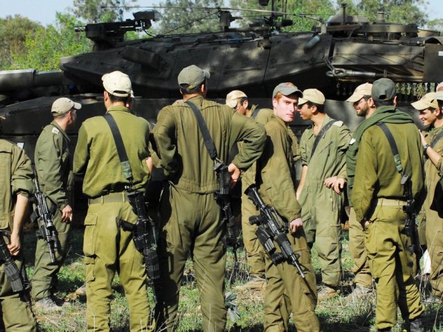 depositphotos חיילים
